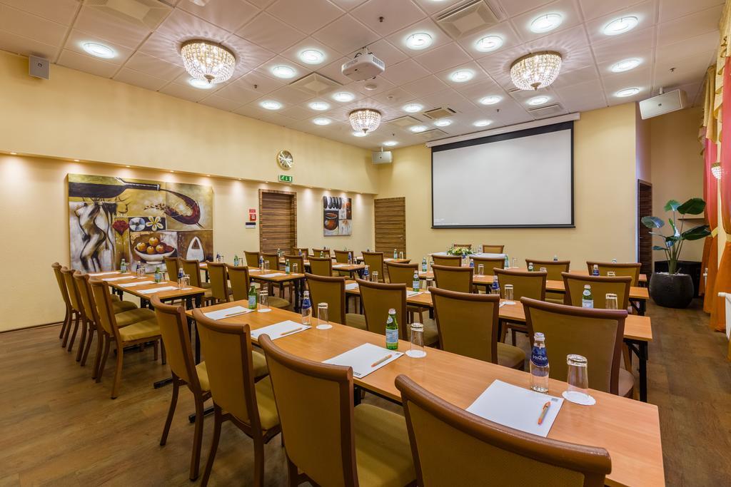Avalon Hotel & Conferences Riga Luaran gambar