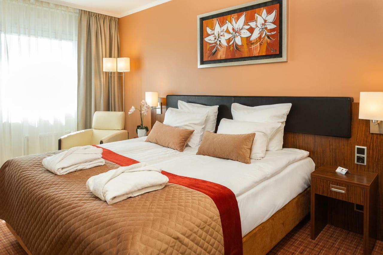 Avalon Hotel & Conferences Riga Luaran gambar