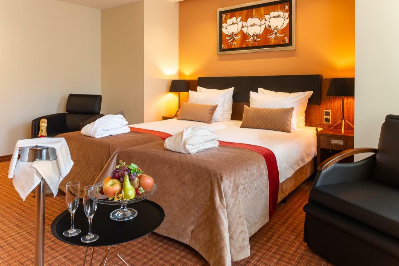 Avalon Hotel & Conferences Riga Luaran gambar
